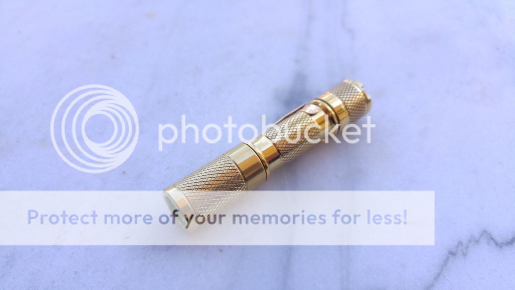 Review Massdrop Brass AAA Pocket Flashlight 1 x AAA Flashlights